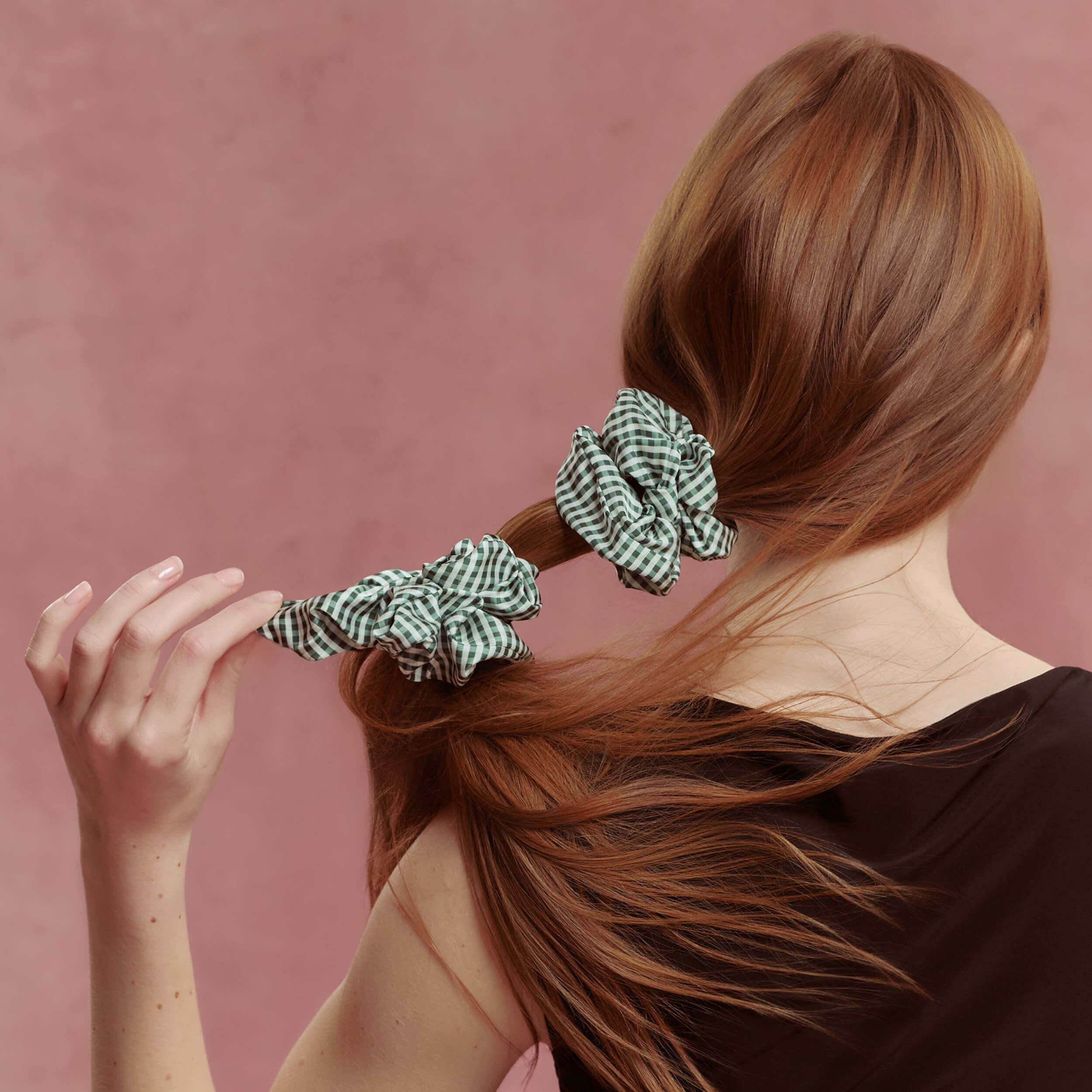 Wet Brush × Hill House Large Satin Scrunchie - Olive Gingham - Image 4