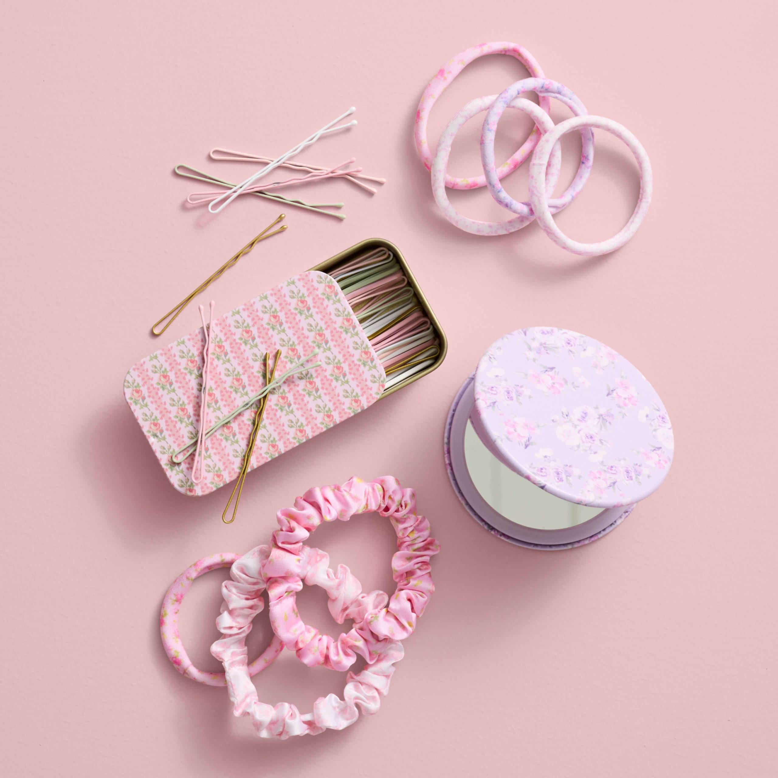Goody x LoveShackFancy Seamless Elastics - Ikat Rose & Coquette Bow - 10ct - Image 4